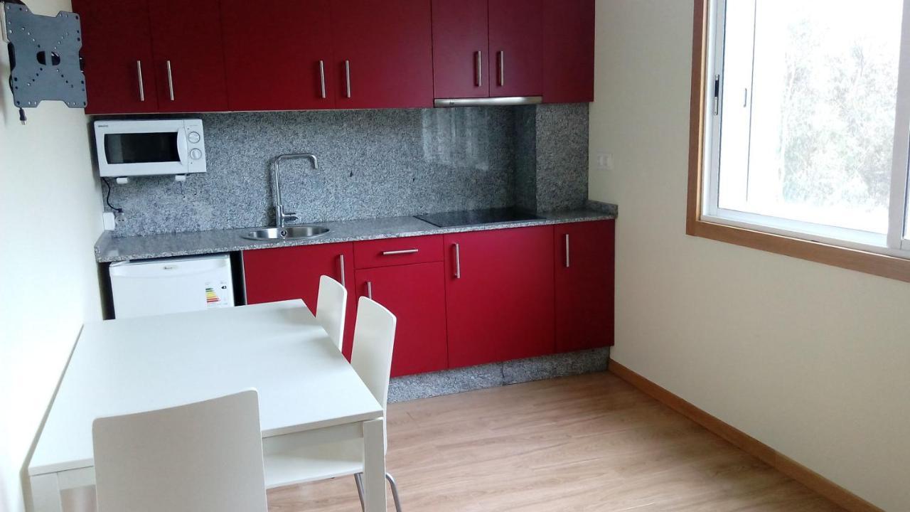 Hostal Restaurante Rancheiro Vigo Bagian luar foto